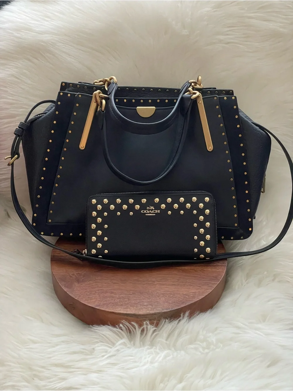 COACH Navy Blue Pebble Leather Gold Stud Dreamer and Wallet Set - Picture 2 of 16